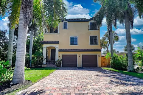 702 Treasure Boat Way, Sarasota, FL 34242