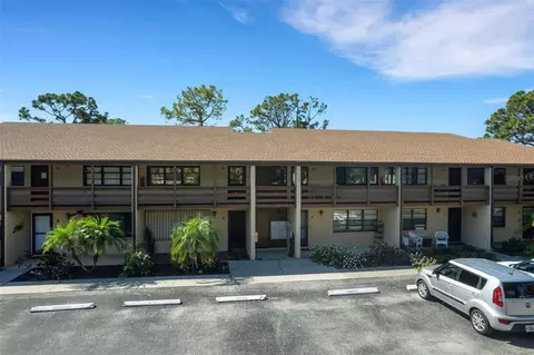 10 Quails Run Blvd #11, Englewood, FL 34223