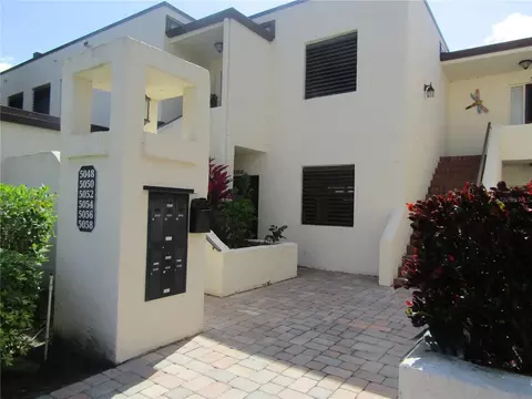 5056 Marsh Field Rd #7, Sarasota, FL 34235