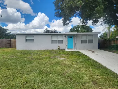 3704 Taro Pl, Sarasota, FL 34232