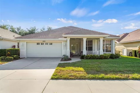 2531 Whispering Pine Ln, North Port, FL 34287