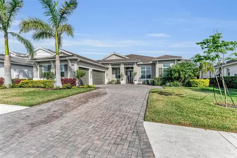17745 Lucaya Dr, Lakewood Ranch, FL 34202