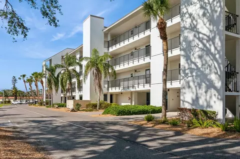 4600 Gulf Of Mexico Dr #203, Longboat Key, FL 34228