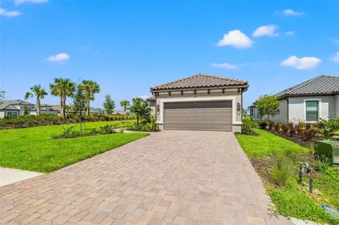 3118 Tramonto Ct, Bradenton, FL 34211