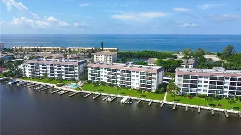 8911 Midnight Pass Rd #110, Sarasota, FL 34242