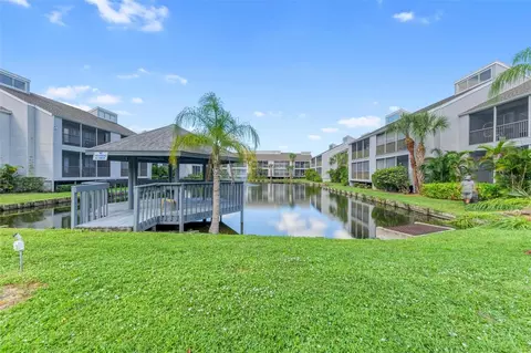 259 Fenwick Dr #30, Venice, FL 34285