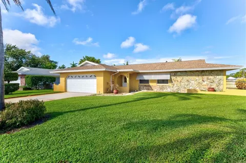 7410 13th Ave W, Bradenton, FL 34209
