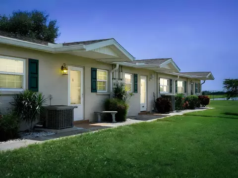 2508 Golf Course Dr #606, Sarasota, FL 34234