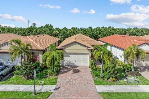 176 Soliera St, Nokomis, FL 34275