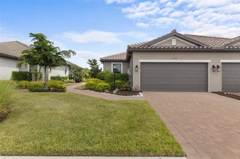 15719 Sacile Ln, Lakewood Ranch, FL 34211