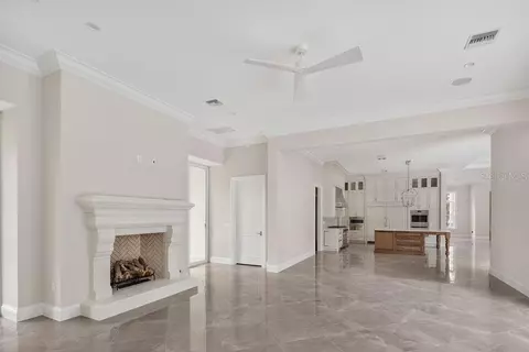 Living - 4015 NW 85th Ter, Ocala, FL 34482 photo 4 of 7