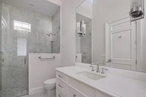Bath - 4015 NW 85th Ter, Ocala, FL 34482 photo 1 of 7