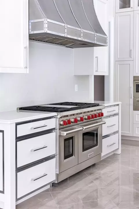 Kitchen - 4015 NW 85th Ter, Ocala, FL 34482 photo 2 of 3