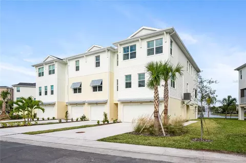 9973 Key Haven Rd, Seminole, FL 33777