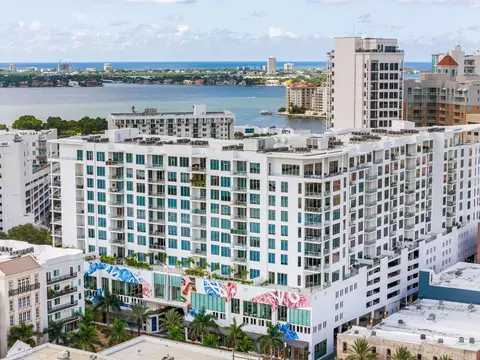 111 S Pineapple Ave #903, Sarasota, FL 34236