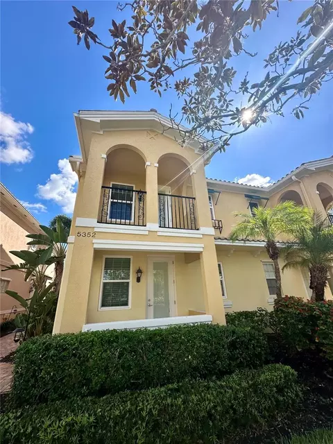 5352 Eliseo St, Sarasota, FL 34238