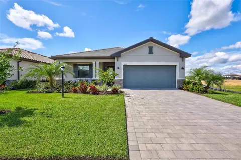 5304 Coral Reef Way, Bradenton, FL 34211
