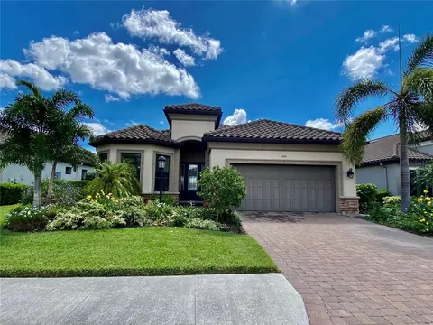 5405 Manchini St, Sarasota, FL 34238
