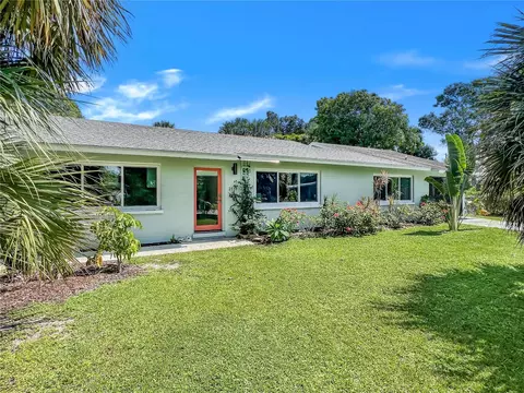 3510 Iroquois Ave, Sarasota, FL 34234