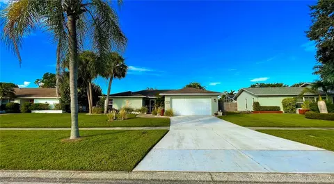 1646 Oak View Dr, Sarasota, FL 34232