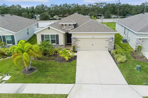 3722 Mossy Limb Ct, Palmetto, FL 34221