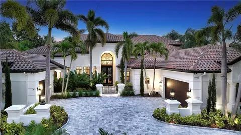 6923 Westchester Cir, Lakewood Ranch, FL 34202