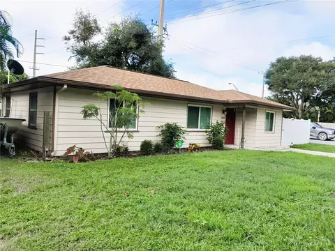 2800 Poplar St, Sarasota, FL 34237