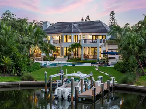 501 Harbor Point Rd, Longboat Key, FL 34228