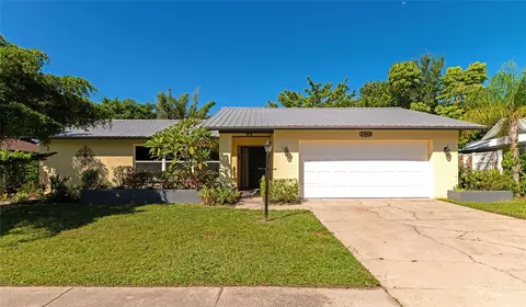1544 Palmwood Dr, Sarasota, FL 34232