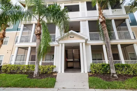 4802 51st St W #611, Bradenton, FL 34210