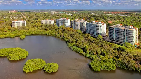 393 N Point Rd #302, Osprey, FL 34229