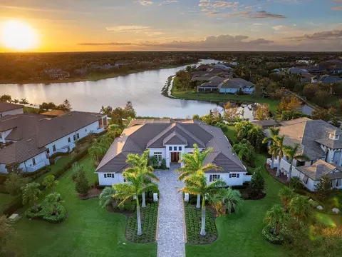 8012 Bowspirit Way, Lakewood Ranch, FL 34202