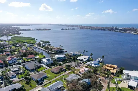 1625 Idle Ln, Sarasota, FL 34231