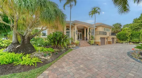 850 Siesta Key Cir, Sarasota, FL 34242