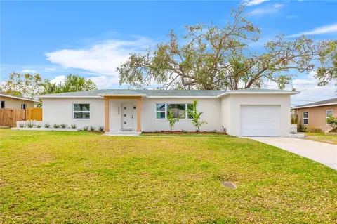 5250 24th Ter N, Saint Petersburg, FL 33710