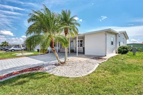 634 Schooner St, North Port, FL 34287