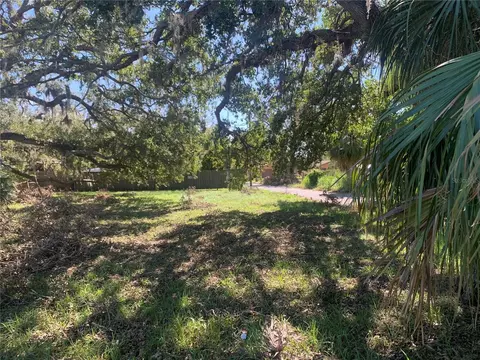 25 Th St, Sarasota, FL 34234