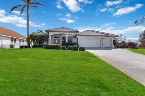 19 Leeward Dr, Placida, FL 33946