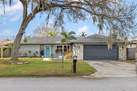 387 Dorchester Dr, Venice, FL 34293