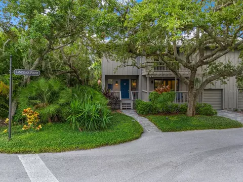 1384 Landings Pt #25, Sarasota, FL 34231