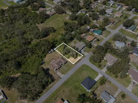 Roosevelt Avenue, Lake Wales, FL 33859