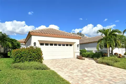 3924 Alamanda Dr, Sarasota, FL 34238