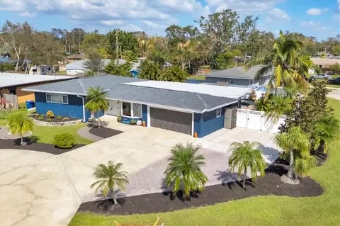 3967 Prudence Dr, Sarasota, FL 34235