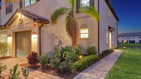 15206 Sunny Day Dr, Lakewood Ranch, FL 34211