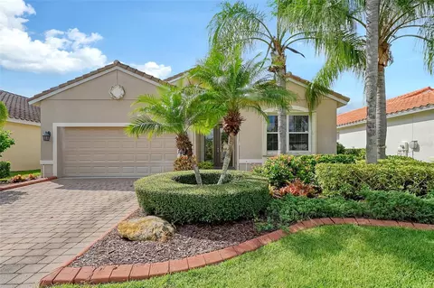 4114 66th Pl E, Sarasota, FL 34243