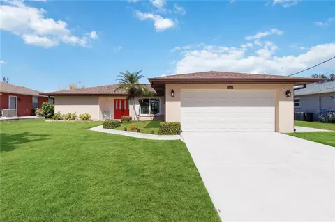 2205 Pinehurst St, Sarasota, FL 34231