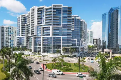 1155 N Gulfstream Ave #1507, Sarasota, FL 34236