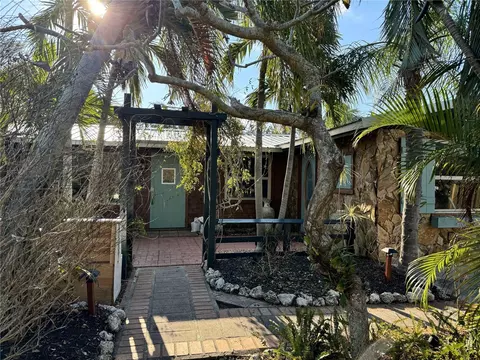 232 Gladiolus St, Anna Maria, FL 34216