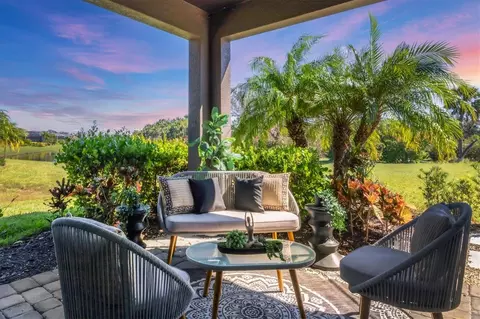 5925 Long Shore Loop, Sarasota, FL 34238