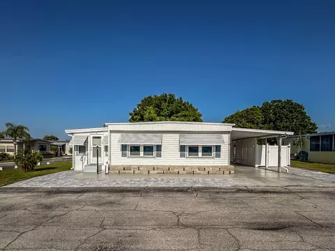 420 49th St E #6, Palmetto, FL 34221